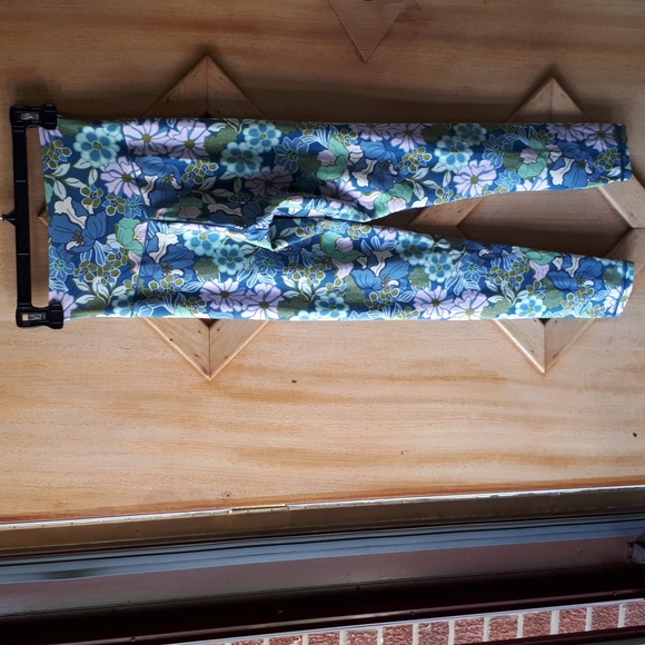 Aerie  Med. leggings - Picture 6 of 6